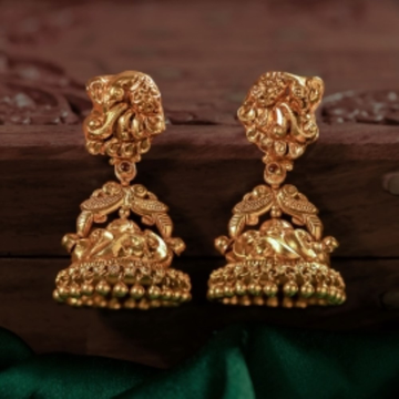 916 Gold light weight Traditional Earrings