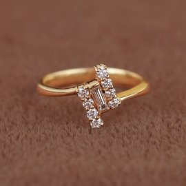 Gold Plain Cz Ring